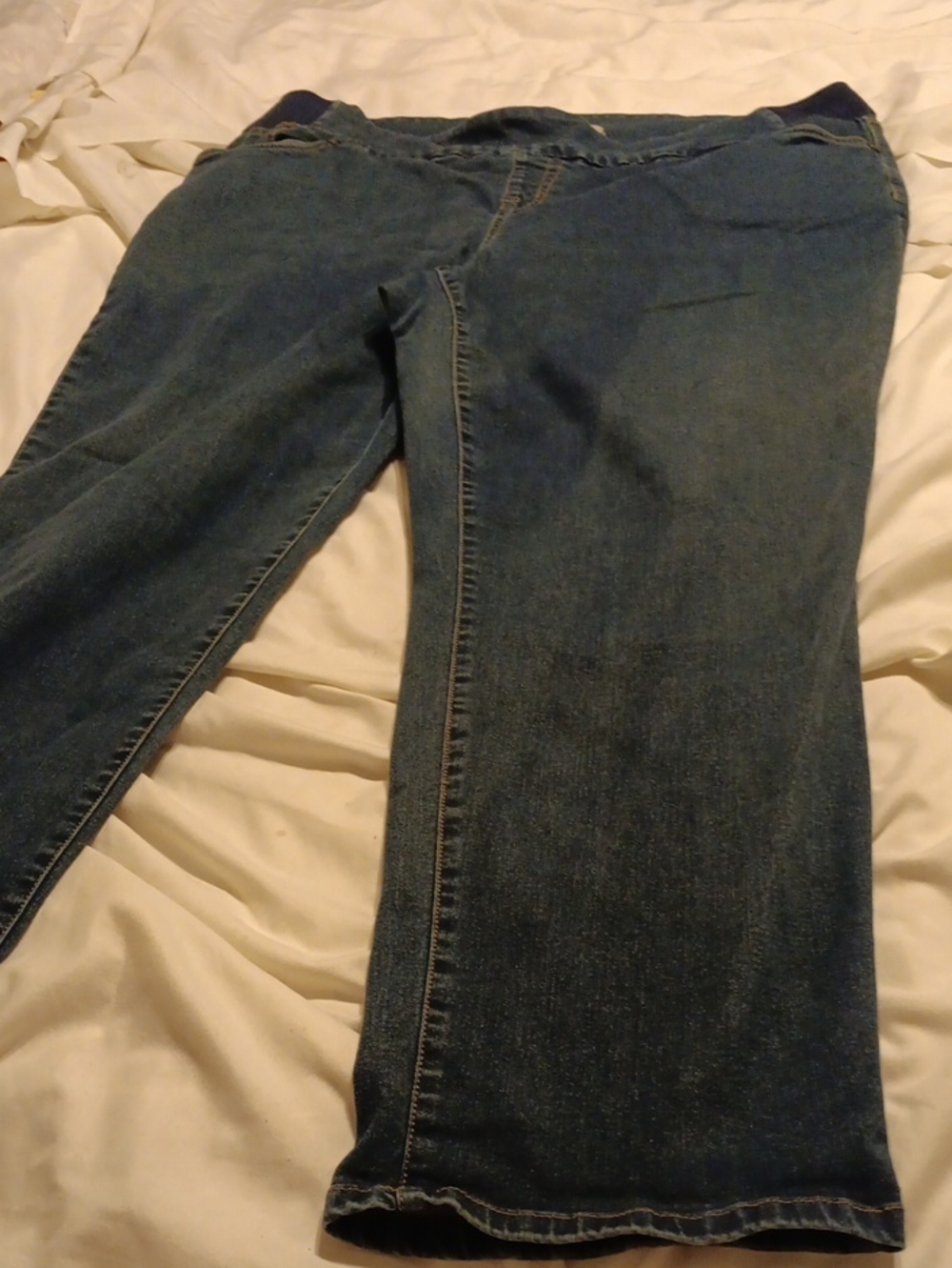Straight Leg Women's Denim Jeans in Dark Blue 24w